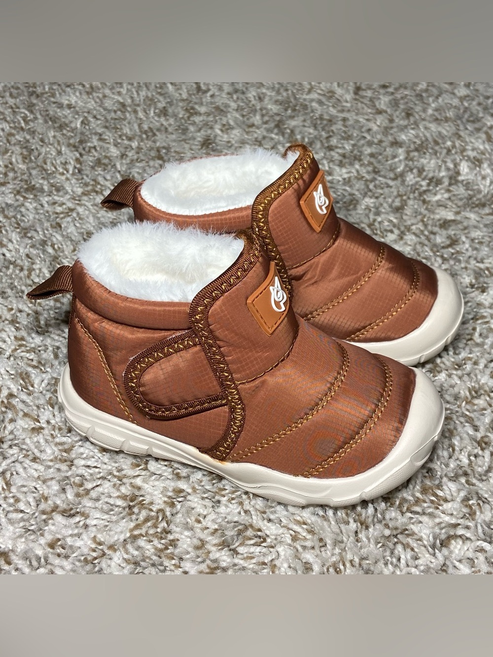 QFH Toddler Winter Outdoor Brown Booties Warm Faux Fur & Velcro Straps Size 8-9
